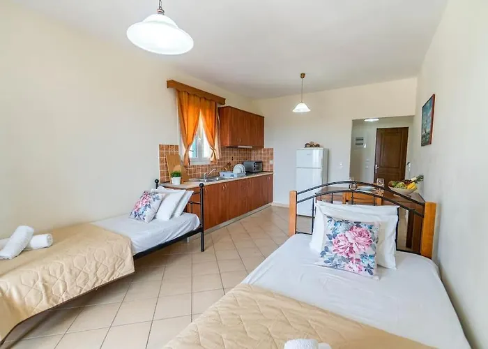 Sunny Aprt At Klelia Apartamento
