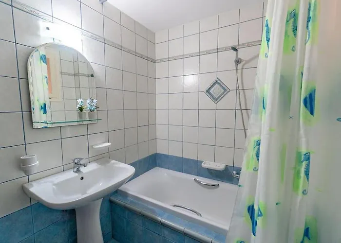 Apartment Sunny Aprt At Klelia *